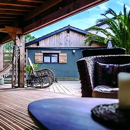 La Belle Landaise 1809 4 Couchages Bed & Breakfast Peyrehorade