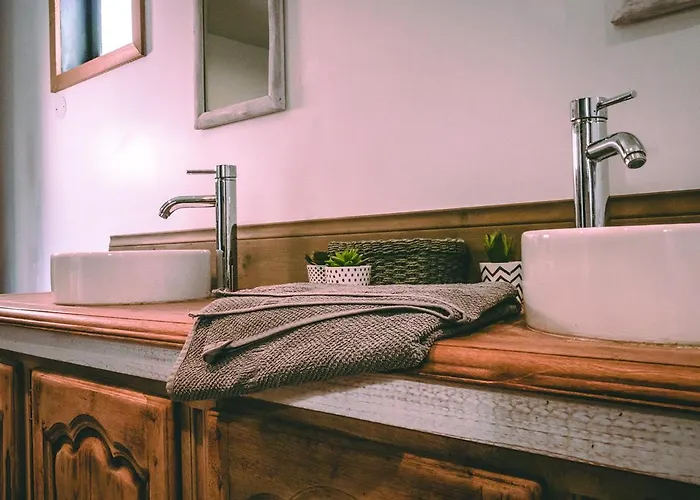 Bed and Breakfast La Belle Landaise 1809 4 Couchages 3*