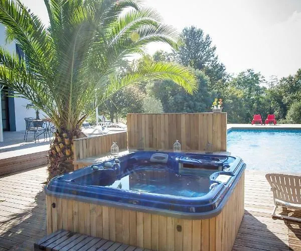 La Belle Landaise 1809 4 Couchages Отель типа 